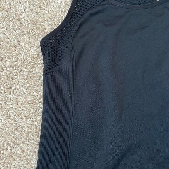 Fabletics Black Tank Top - Picture 2 of 3